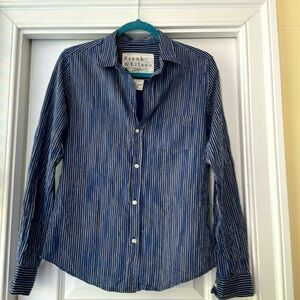 Frank and Eileen Barry navy blue blouse with white pinstripes sz s